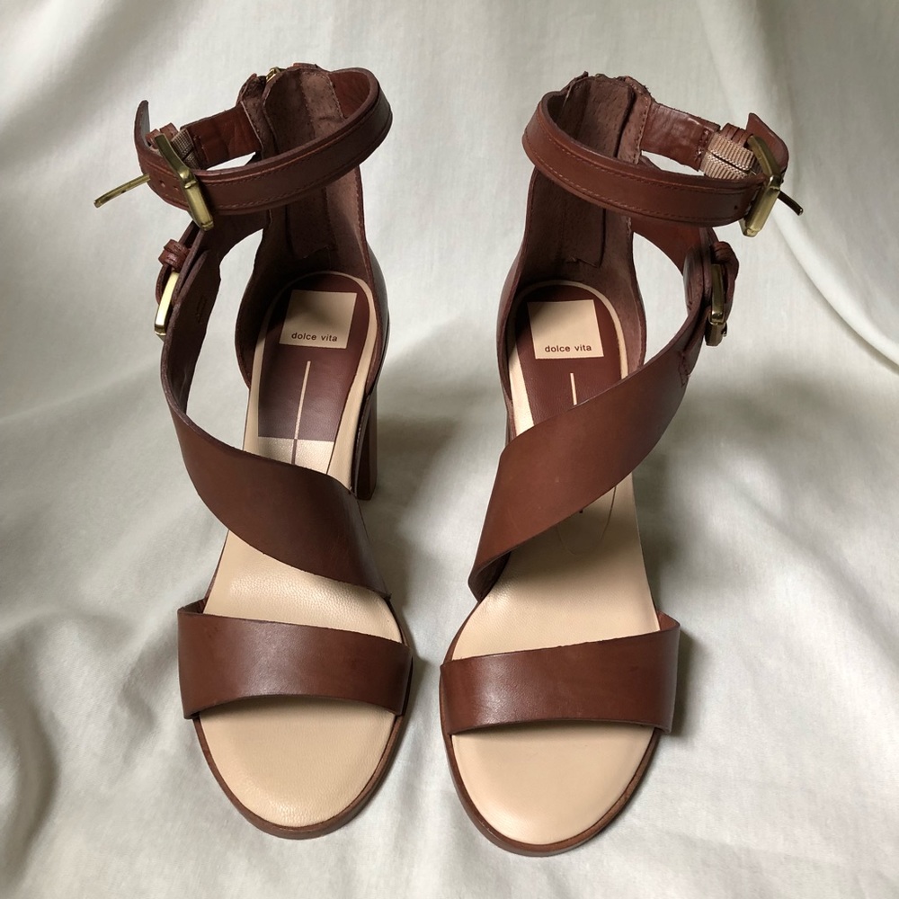 Dolce Vita leather sandals, size 8.5